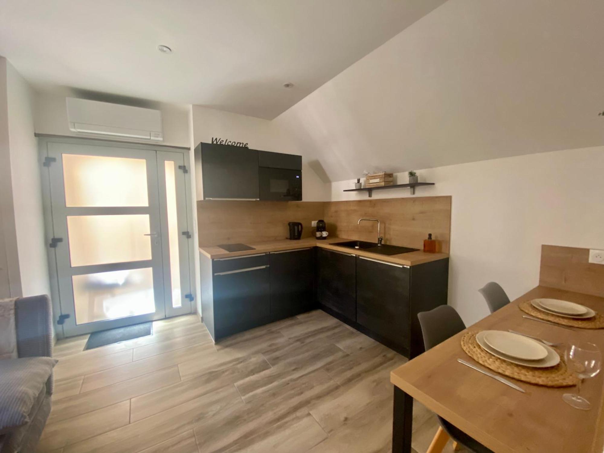 Les Appartements Du Vieux Poussan Ngoại thất bức ảnh